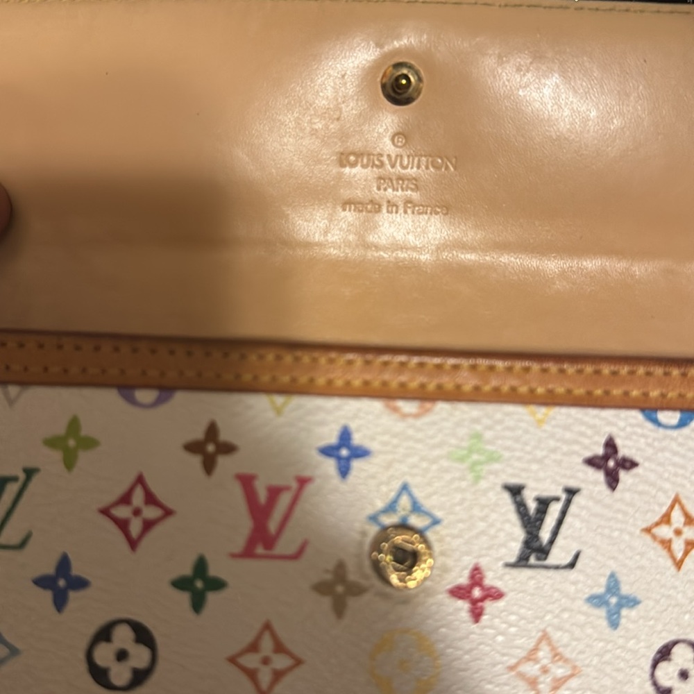 Women’s or Men’s Louis Vuitton MURAKAMI monogram Porte Trevor Wallet! Preloved❤️ - Picture 8 of 17
